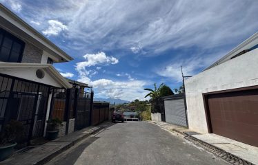 Venta de lote en San Rafael de Montes de Oca