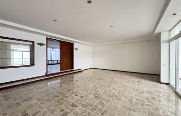 Alquiler de casa en Rohrmoser.