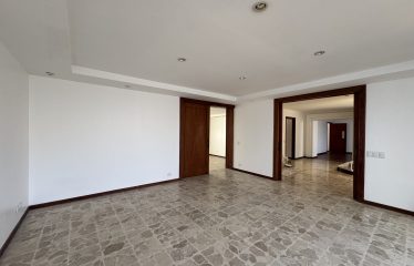 Alquiler de casa en Rohrmoser.