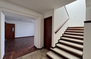 Alquiler de casa en Rohrmoser.