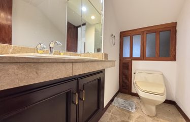 Alquiler de casa en Rohrmoser.