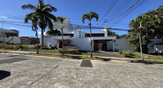 Alquiler de casa en Rohrmoser.