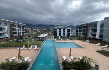 Alquiler de apartamento condominio en San Rafael de Escazú.