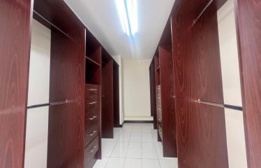 Venta de apartamento en condominio en Escazú