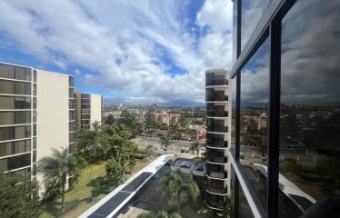 Apartment rental in a condominium in Escazú