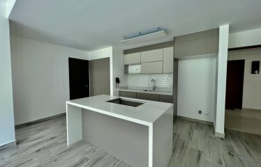 Apartment for sale in a condominium in Rohrmoser