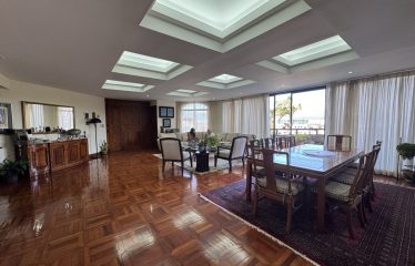 Venta de casa en condominio en San Rafael Escazú