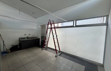 Alquiler de local comercial en Freses, Curridabat