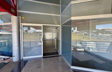 Alquiler de local comercial en Freses, Curridabat