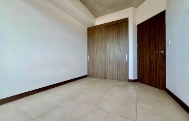 Venta de apartamento en condominio en La Uruca, San José
