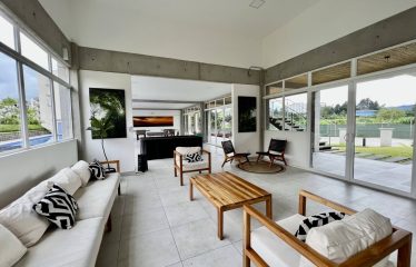 Alquiler de apartamento con Linea Blanca en Granadilla, Curridabat