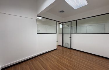 Alquiler de local comercial en San Rafael de Escazú.