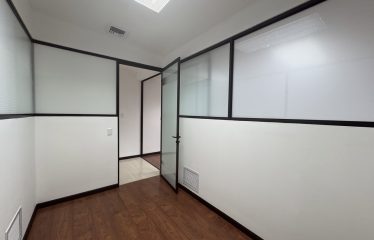 Alquiler de local comercial en San Rafael de Escazú.