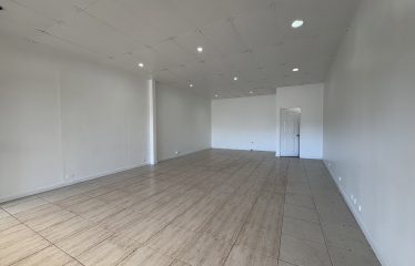 Alquiler de local comercial en Cipreses de Curridabat.