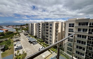 Alquiler de apartamento en condominio en Granadilla, Curridabat.