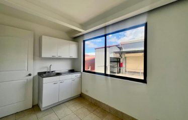 Alquiler de local comercial en Guachipelin Escazú