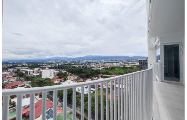 Velo Nunciatura: Apartamento de Lujo con Diseño Sostenible y Vistas en el Piso 14