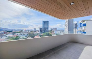 Apartamento de Lujo en Alterego Nunciatura: Vistas al Parque y Atardeceres en el Piso 11