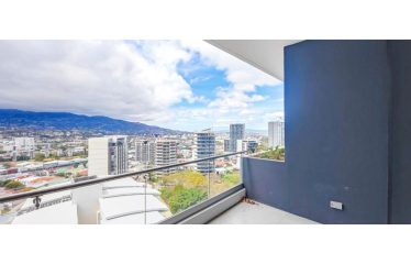 Apartamento en Aire Nunciatura: Doble Balcón y Vistas Panorámicas en el Piso 18