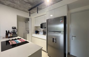 Apartamento de 3 Dormitorios en Curridabat: Jardín Privado & Conexión Aleste