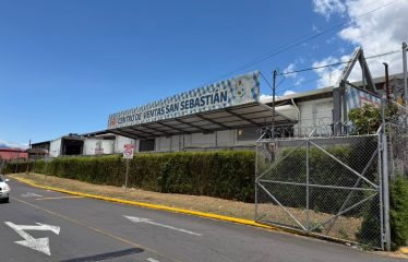 Oportunidad Logística: Bodega de 2,600 m² con Ubicación Estratégica en San Sebastián