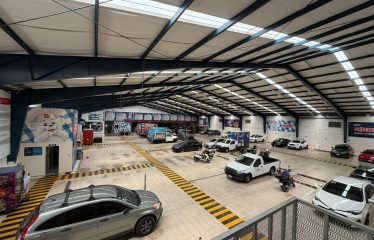 Oportunidad Logística: Bodega de 2,600 m² con Ubicación Estratégica en San Sebastián