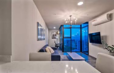 Venta de apartamento en Cosmopolitan Tower – Atardeceres Únicos y Balcón Privado en Rohrmoser