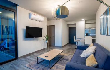 Venta de apartamento en Cosmopolitan Tower – Atardeceres Únicos y Balcón Privado en Rohrmoser