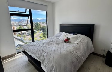 Arte y exclusividad – Venta de Penthouse amueblado en Nucleo Sabana