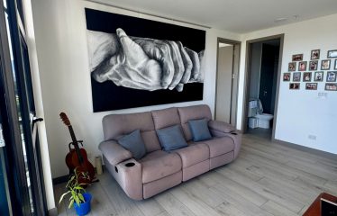 Arte y exclusividad – Venta de Penthouse amueblado en Nucleo Sabana