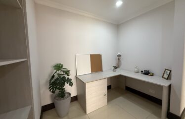 Apartment For Sale in Sabana Sur