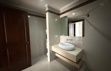 Apartment For Sale in Sabana Sur
