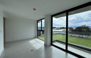 Alquiler de apartamento tipo studio en condominio en Sabana Norte, San José